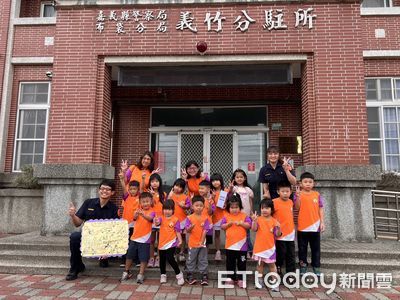嘉義幼兒園師生探秘派出所 體驗警察日常工作