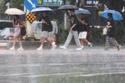 本周多波鋒面來襲 台灣天氣不穩定需慎防劇烈天氣