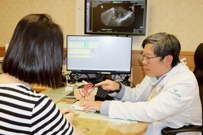 28歲女上班族子宮肌瘤突發大出血昏倒，醫師雷射手術成功救治
