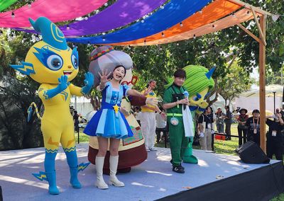 粉絲深情告白「等了你20年」 李岳演出遇3鐵粉險淚崩