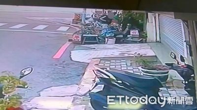 借廁所順便偷錢!台南男拿走103歲老闆12萬元 上門攀談畫面曝