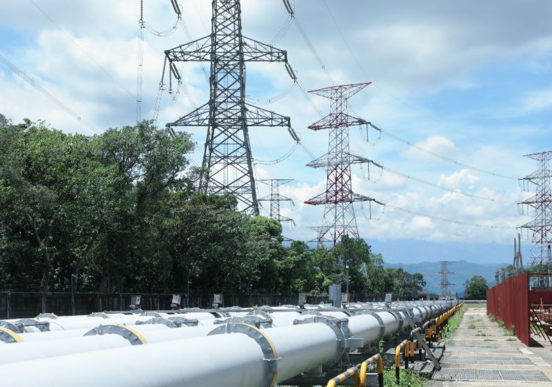 ESG週報》台電不分拆！《電業法》修法初審四大重點一次看