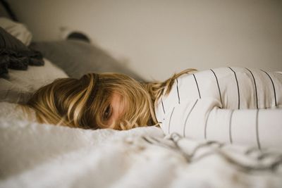 睡眠不足超傷身!「10個警訊」身體告訴你不能再熬夜了