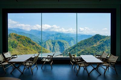 阿里山秘境新體驗：璟隆咖啡莊園落地窗賞雲海，步道看夕陽