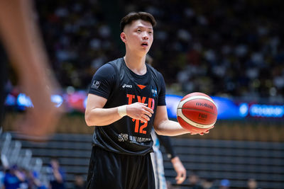 逆轉奪冠！領航猿李家慷防守致勝 激勵低谷球員：向我看齊