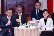 卓榮泰：施政成績由民眾評斷，國民黨批評政府無能引發爭議