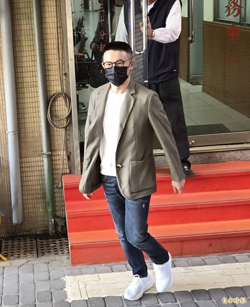 「88會館」負責人郭哲敏違反交保禁令 多次接近機場、海岸線 抗告駁回確定延押2月