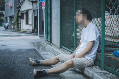 吃愛心餐2年「借錢遭拒」!男竟摔筷嗆:你幫我什麼...業者心寒