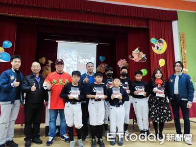 張泰山化身公益大使，攜手警方進校園宣導安全教育
