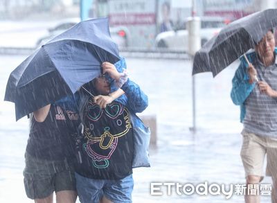 突襲夜雨！宜蘭、花蓮發布大雨特報 注意雷擊及強陣風