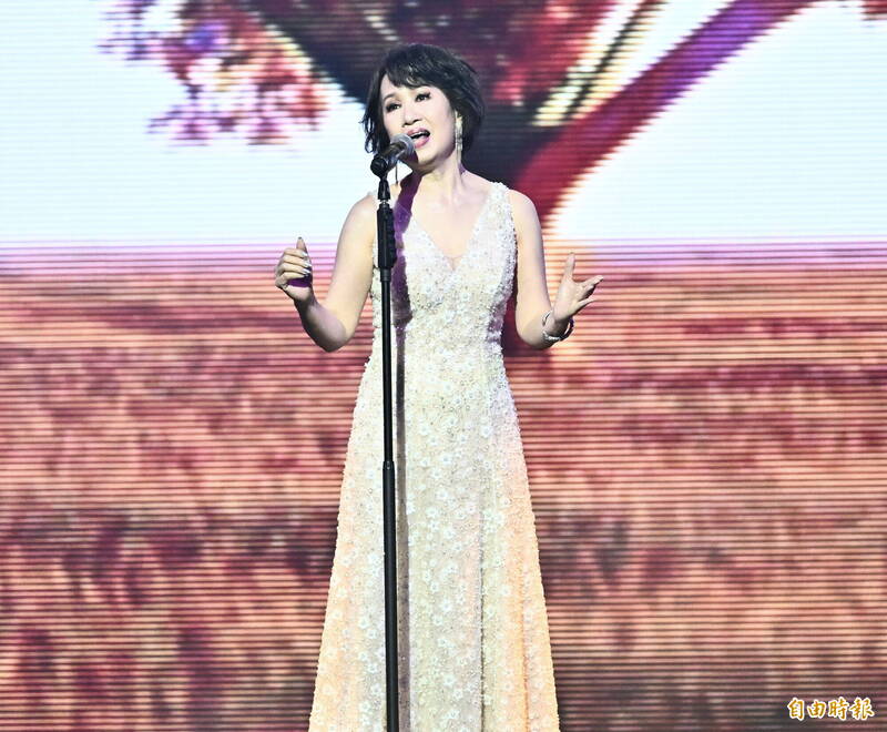 64歲凍齡玉女回來了！林淑容露出美胸 驚人狀態辣翻