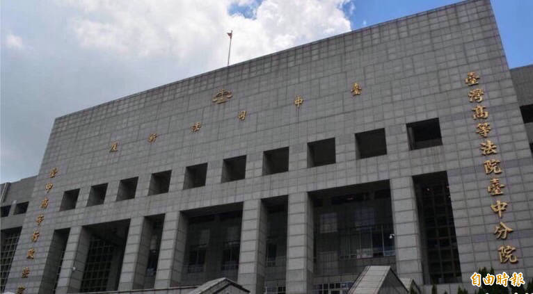 居酒屋驚魂！男子逼客吞子彈啤酒 受害者急送醫開刀
