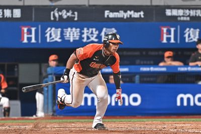 邱智呈驚天逆轉三分砲 統一獅終結林詩翔不敗金身