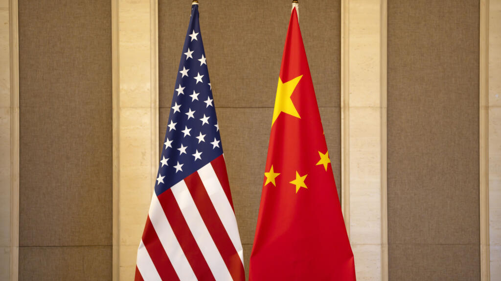 美中贸易战升级：关税对抗引发全球经济担忧