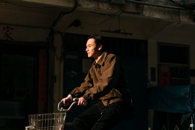 劉冠廷《老狐狸》奪香港金像獎 自頒獎項展現幽默與自信
