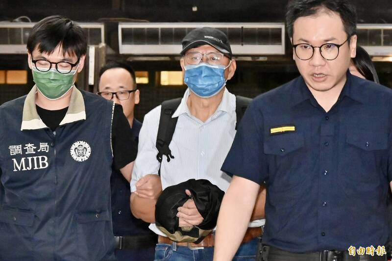 傅崐萁管家李慶隆涉競選小物案投案 移送北檢歸案