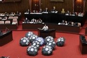 國民黨放棄反戒嚴與移轉投票公投：指責民進黨杯葛拖延