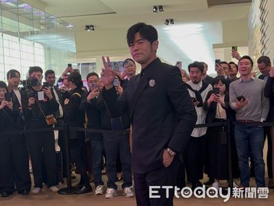 周杰倫現身日內瓦錶展，帥氣登場引發粉絲尖叫
