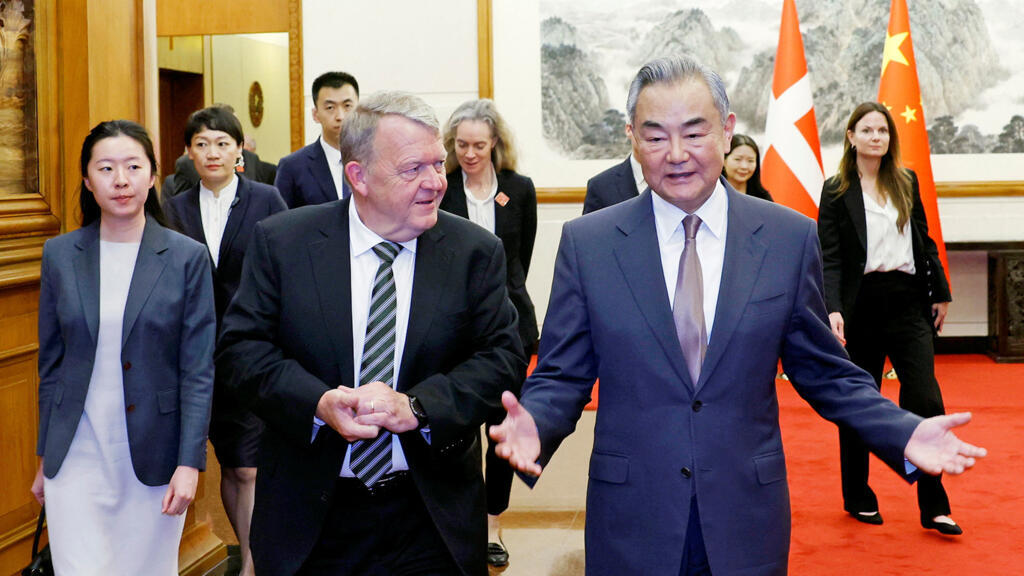 丹麦促中国对台湾克制，北京回应尊重丹麦格陵兰主权