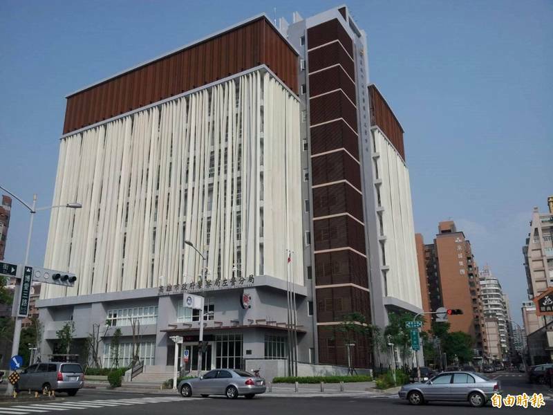 高雄商旅驚現49歲男房客陳屍床上 死因尚待釐清