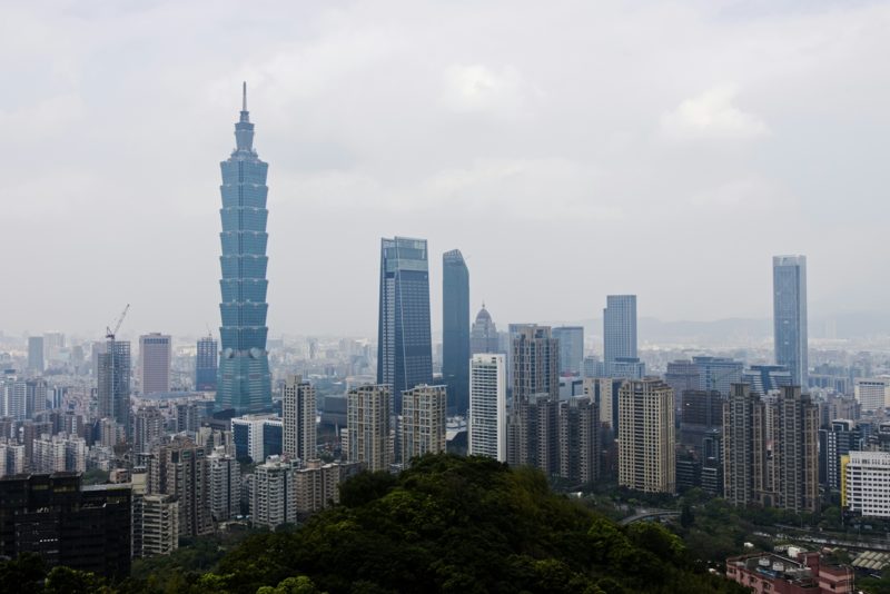 IMF 看好台灣經濟：2025年成長率上調至2.9%，領先亞洲四小龍