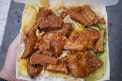 台中霧峰隱藏美食：85元超值爌肉飯驚人肉量，滿滿幸福一口難忘