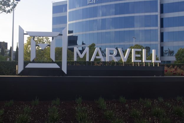 Marvell推遲法說會與縮小財測範圍，川普關稅政策引發市場動盪