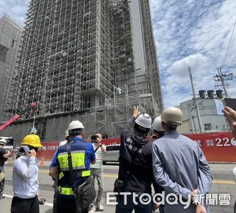 台中工地鷹架倒塌釀2死2傷 登陽建設承諾全力負責